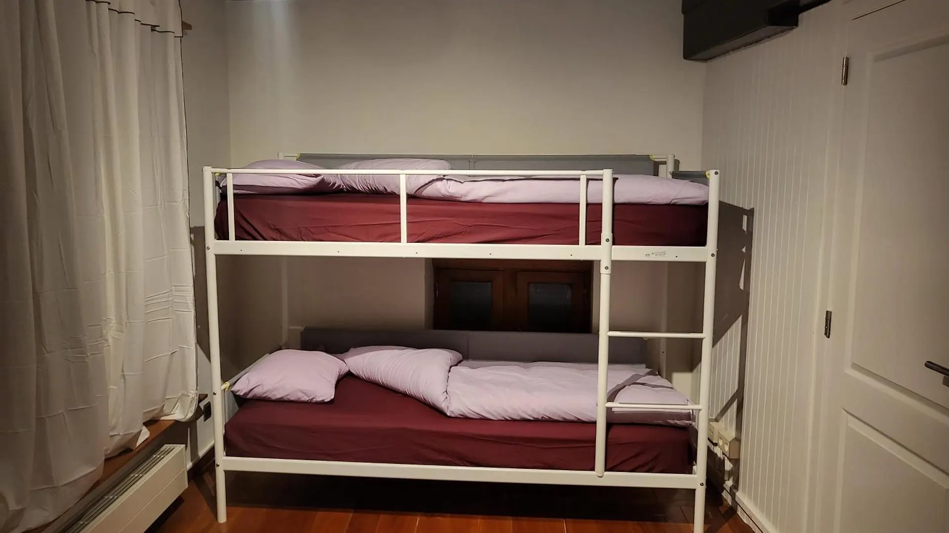 Viktoria Hostel Antwerp