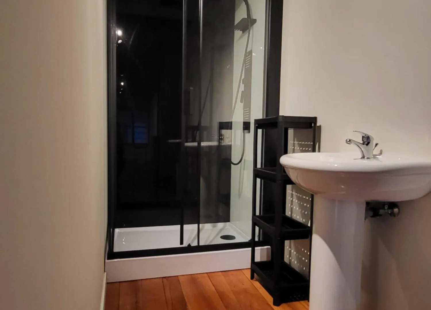 Viktoria Hostel Antwerp